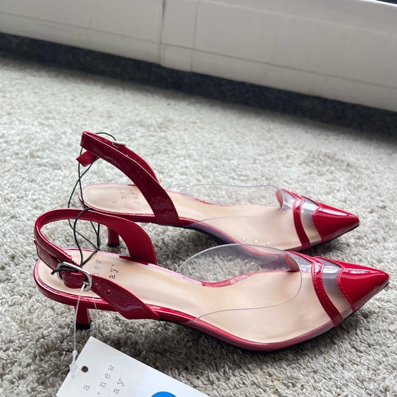 A New Day Red Heart Pointed Heels - Picture 4 of 4